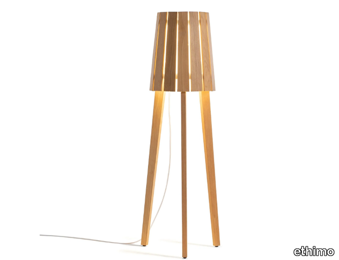 WOODY - LED teak floor lamp _ Ethimo