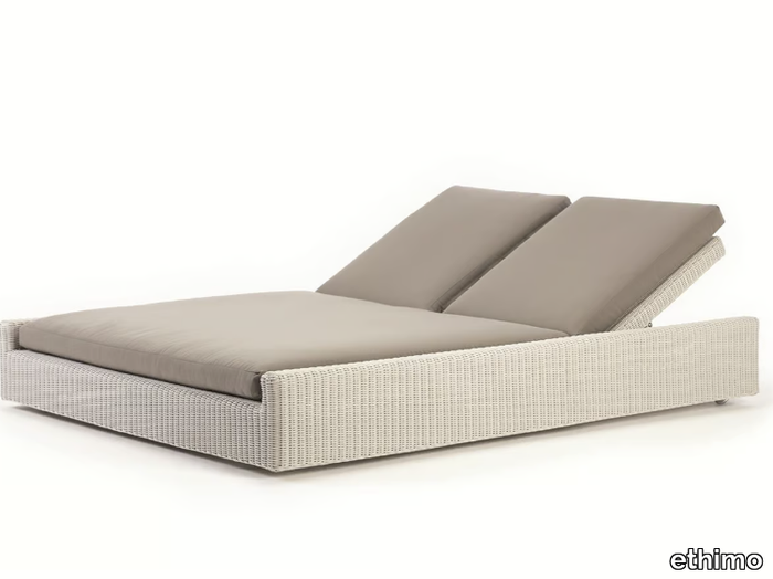 CUBE-Double-garden-daybed-Ethimo-228173-rel43938a0c.jpg