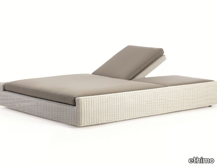 CUBE-Double-garden-daybed-Ethimo-228173-relb3849121.jpg