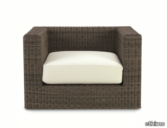 CUBE-Garden-armchair-Ethimo-330669-rel96ae59cb.jpg
