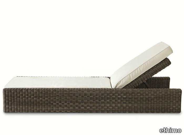 CUBE-Garden-daybed-Ethimo-81927-rel2d5836b3.jpg