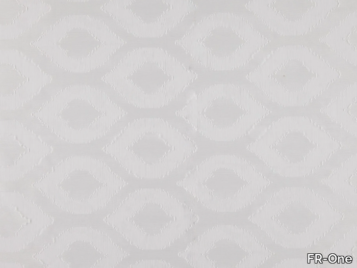 lucky-fr-one-350283-rel2743949c.jpg