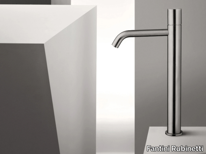 NOSTROMO SMALL - G906WF - Single handle washbasin mixer with flow limiter _ Fantini Rubinetti