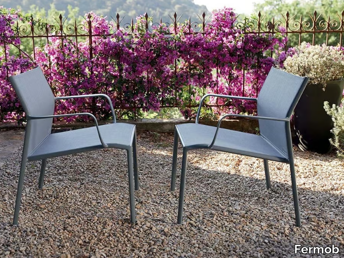 CADIZ-Easy-chair-Fermob-363058-reldcf9232d.jpg