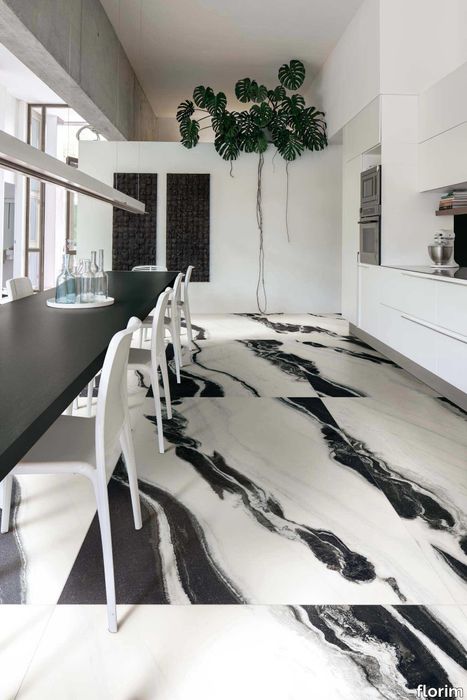 B&W_Marble Flow