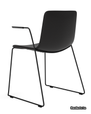 4112_pato-sledge-armchair--sledge-base-full-upholstered_51301_leather-omni-301-black_v4
