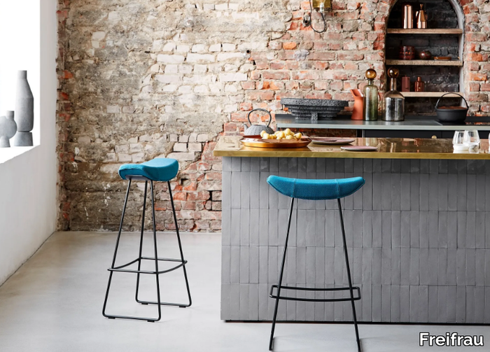 KYA-KITCHEN-STOOL-Freifrau-271065-rel619fd340.jpg