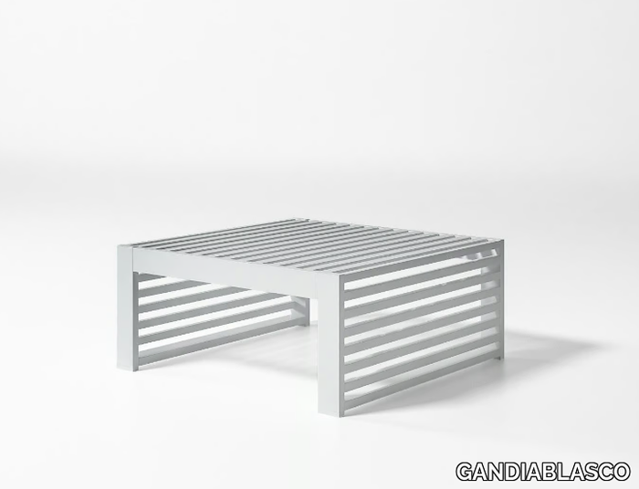 DNA - Aluminium garden side table _ GANDIABLASCO