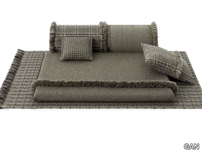 GARDEN-LAYERS-GREY-Square-cushion-GAN-By-Gandia-Blasco-301431-rel488e8695.jpg