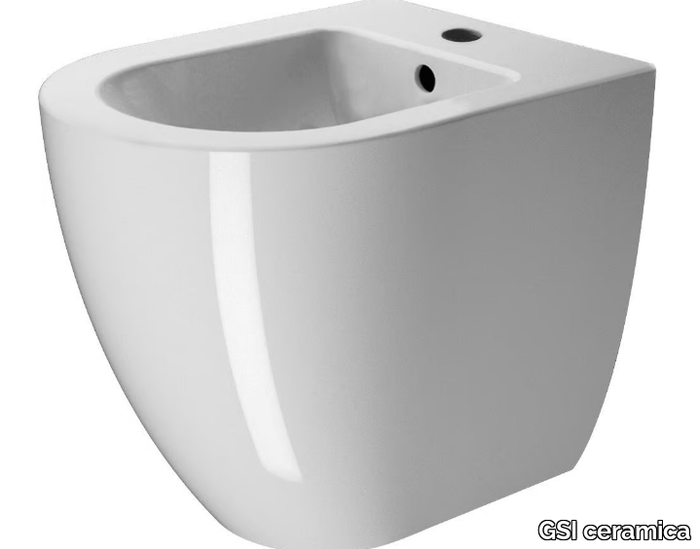 GSI-ceramica_PURA-5--Floor-mounted-bidet_bakza5cTr.jpeg