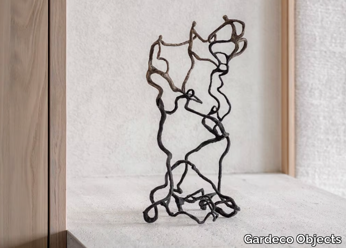 TO RECHARGE - Bronze sculpture _ Gardeco Objects
