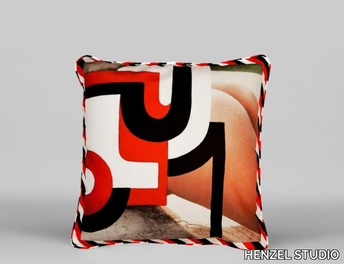 BUTT-PILLOW-ART05-HENZEL-STUDIO-214650-rel72ad958d.jpg