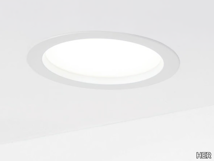 ROUND-HER-452834-relba3a4ff7.jpg