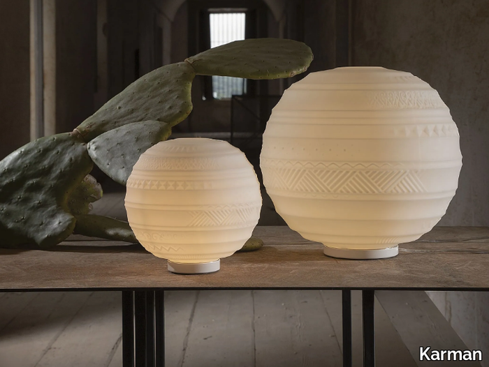 BRAILLE - Satin glass table lamp _ Karman