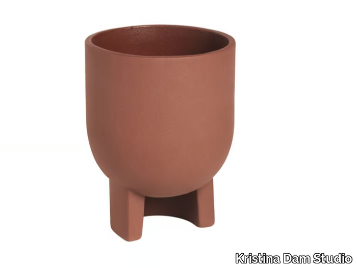 SERENE SMALL - Terracotta vase _ Kristina Dam Studio