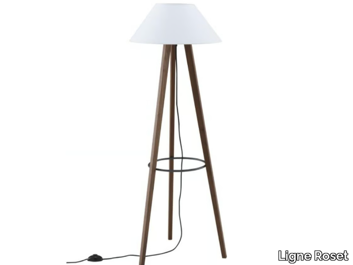 led-floor-lamp-roset-sas-486711-rele1677108.jpg