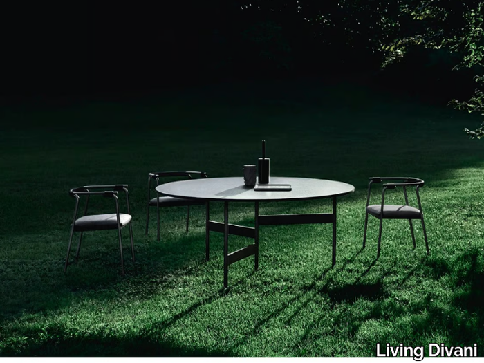 NOTES - Round cement garden table _ Living Divani