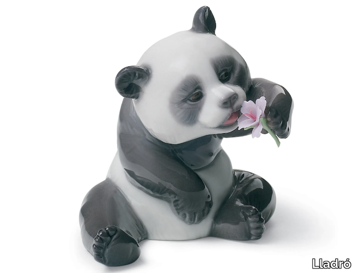 A CHEERFUL PANDA - Porcelain decorative object _ Lladró