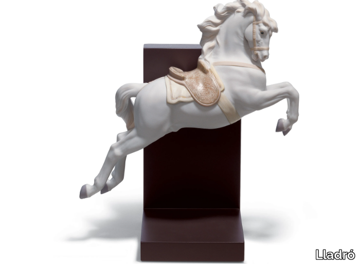 HORSE ON PIROUETTE - Porcelain decorative object _ Lladró