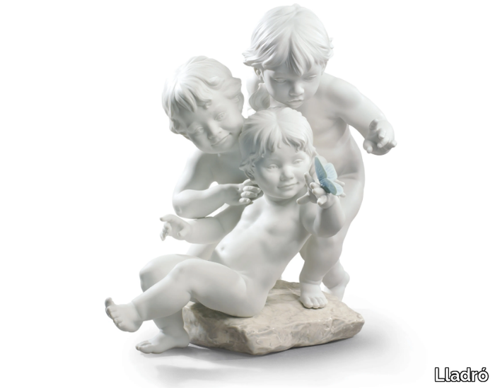 children-s-curiosity-lladro-538570-rel1e16075f.jpg