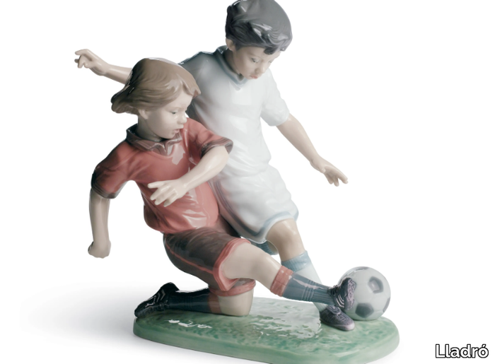 fair-play-children-football-lladro-538497-rel8169f570.jpg