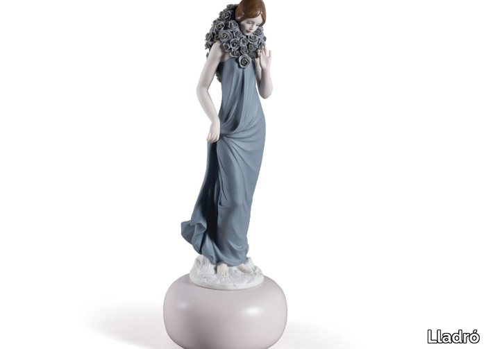 sophisticated-elegance-woman-lladro-535269-rel66997fca.jpg