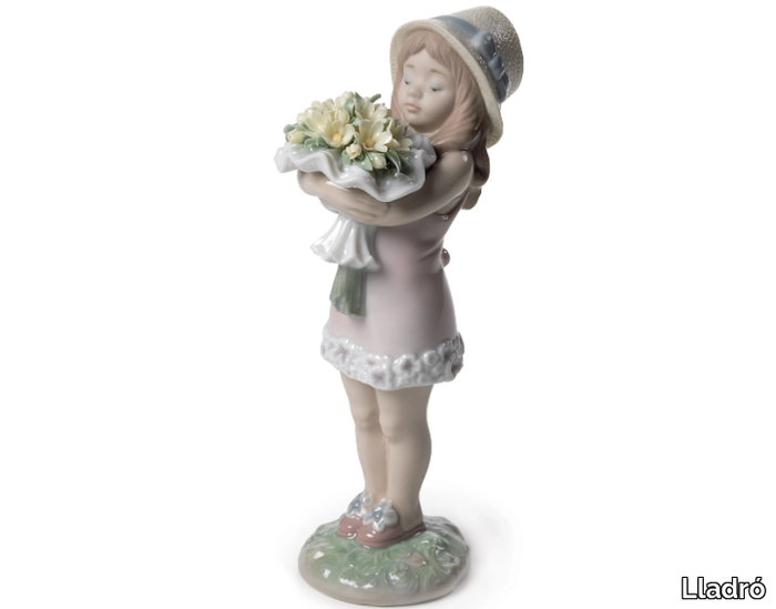 you-deserve-the-best-girl-lladro-554425-rel7e86236a.jpg