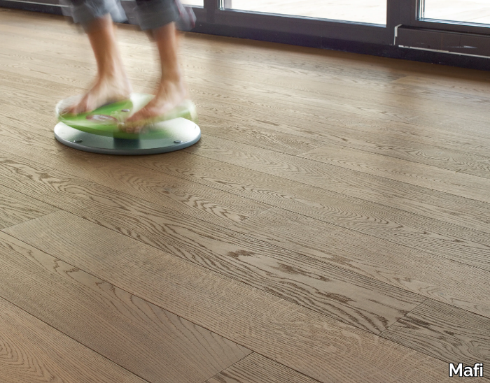 OAK-CLEAR-GREY-OIL-mafi-423812-rel98d2e8.jpg