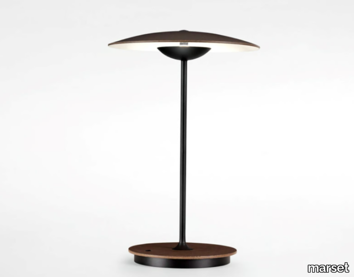 ginger-20m-laminate-table-lamp-marset-iluminacion-589423-rel640cad32.jpg