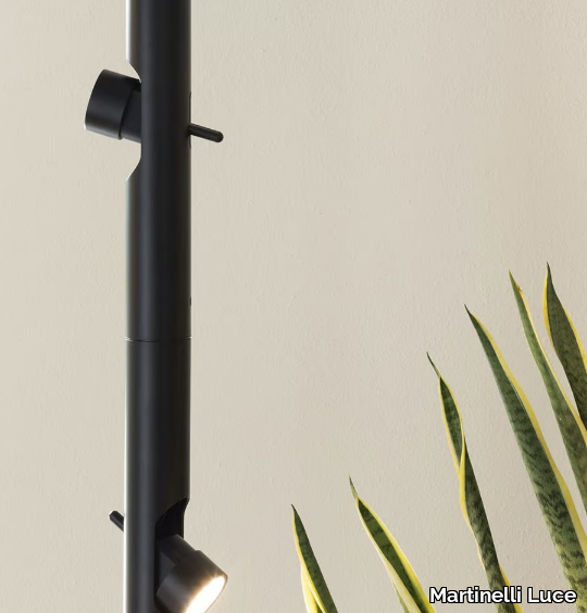 CALABRONE-Adjustable-floor-lamp-Martinelli-Luce-136779-relbb741ff2.jpg