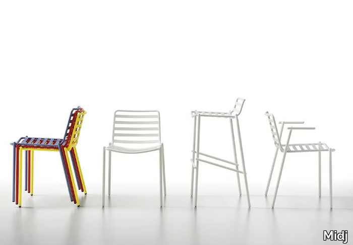 trampoliere-garden-stool-midj-248408-rel5a14b524.jpg