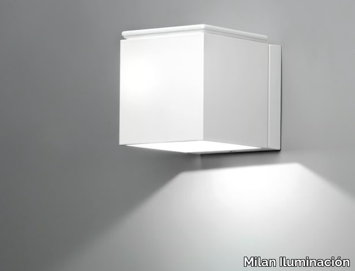 DAU LED 6895 - LED dimmable aluminium wall lamp _ Milan Iluminación