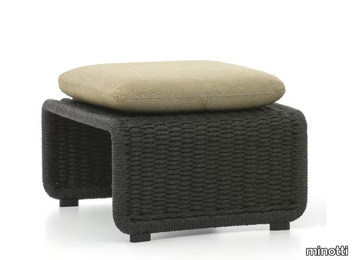 garden-pouf-minotti-300493-relc1d79246.jpg