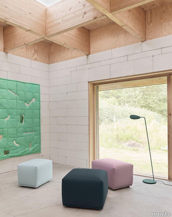 14721-en-echo-poufs-forest-nap-912-992-612-leaf-floor-dark-green-muuto-org.tif