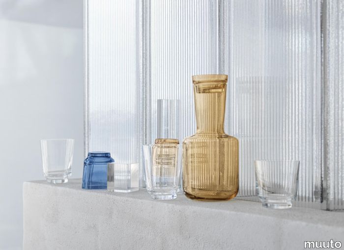 19804-en-raise-carafe-burnt-orange-glass-dark-blue-burnt-orange-clear-muuto-org.tif