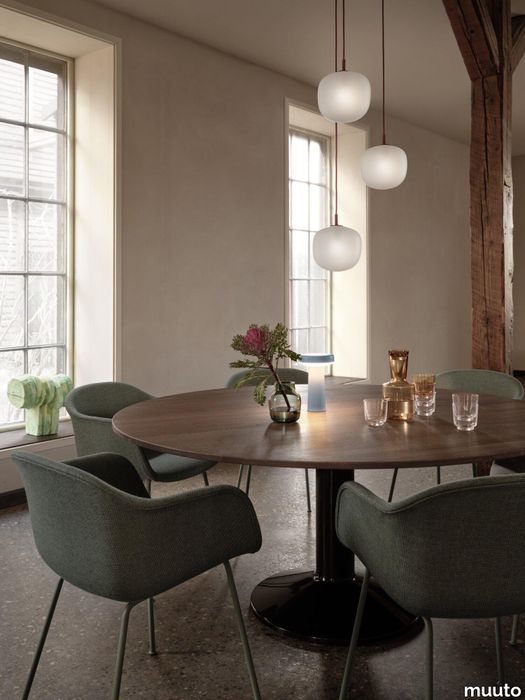 23824-en-midst-table-dark-oiled-oak-black-160-fiber-armchair-sabi-921-tube-base-dusty-green-rime-18-deep-red-ease-portable-lamp-silent-11-muuto-org.tif