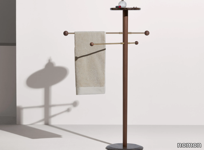 MOMENTS - Standing wooden towel rack _ nomon