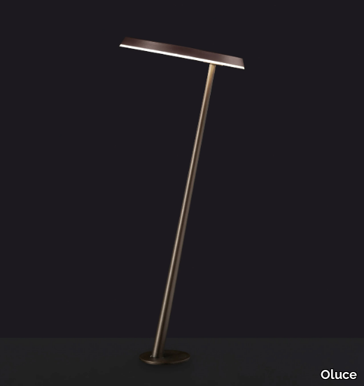 AMANITA-Lampada-da-terra-Oluce-387398-rel5aa155c1.jpeg