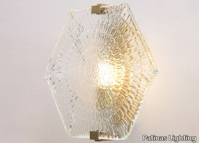 HEXXA-WALL-LIGHT-01-Patinas-Lighting-641212-rel233c783e.jpg