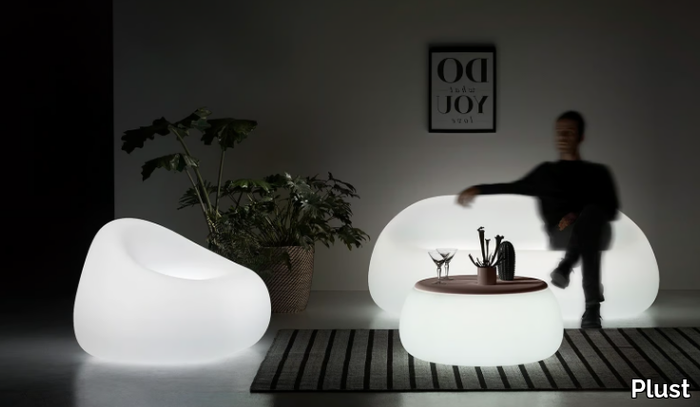GUMBALL-SOFA-LIGHT-PLUST-Collection-by-euro3plast-27356-rel2f2d0e05.jpg