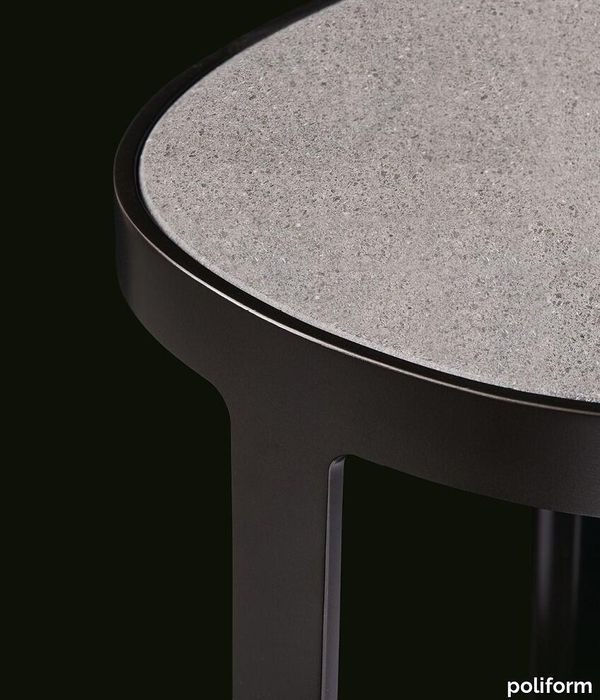 Poliform_Outdoor_MADOUT_COFFEETABLE_05.jpg
