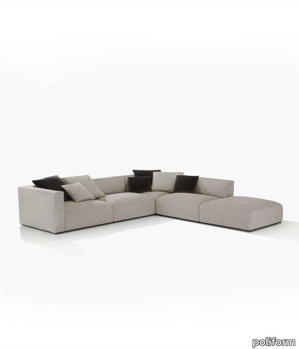 Poliform_divani_SHANGAI_02B_amb_834x989px.jpg