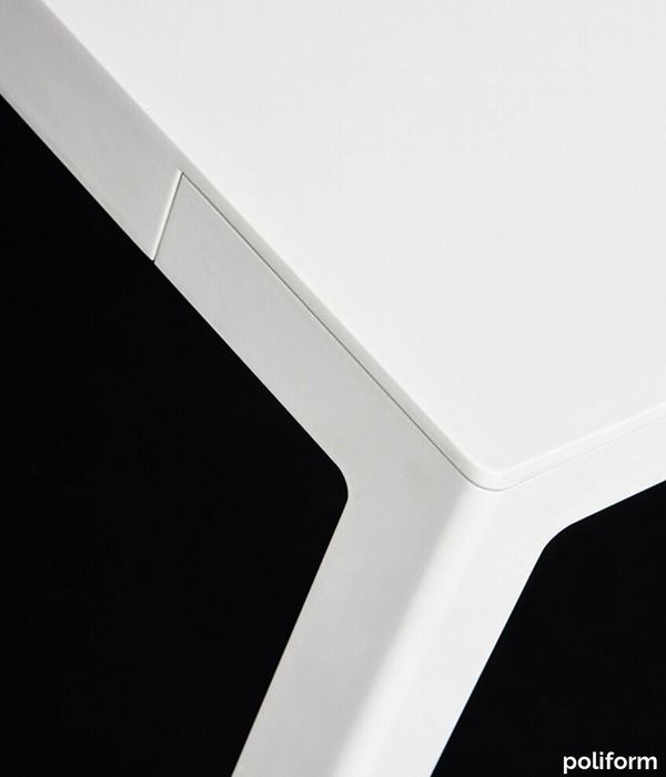 Poliform_tavoli_TREVI_02B_tec_834x989px.jpg