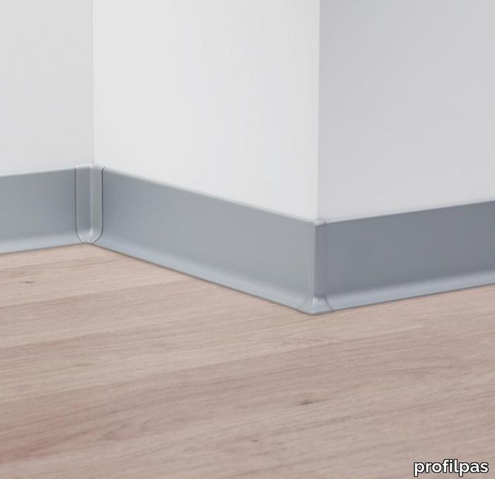 Metal Line 90 - Aluminium skirting board