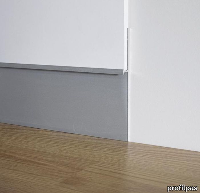 Metal Line 101 - Aluminium skirting board