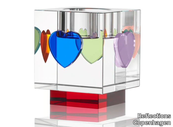 LEA-HEART-Reflections-Copenhagen-632088-relde565780.jpg