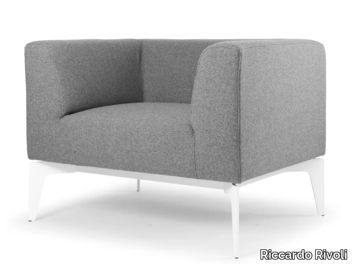 MODULA-Poltrona-Riccardo-Rivoli-Design-384729-rel5d1a91e9.jpg