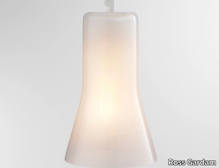 SILHOUETTE-Glass-pendant-lamp-Ross-Gardam-411321-rela2eceb15.jpg