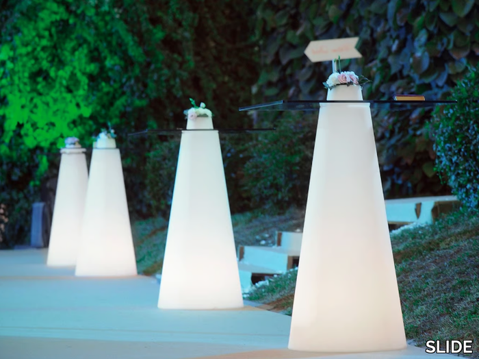 PEAK - With light polyethylene contract table _ SLIDE