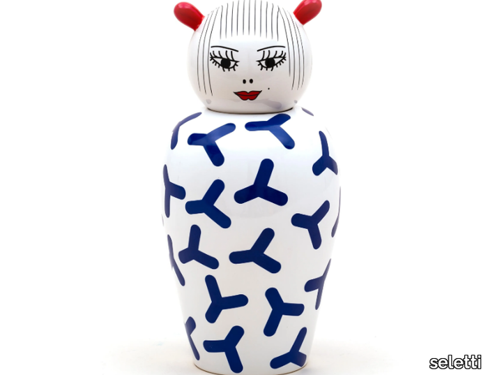 zoe-seletti-398573-rel7bc0f2f8.jpg